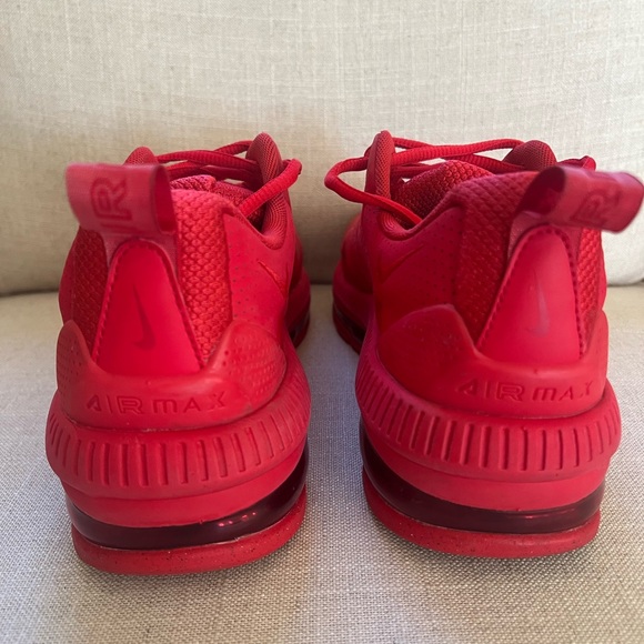 RED NIKE AIR MAX - Picture 3 of 4